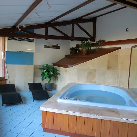 호텔 Village Club Relais Du Moulin Neuf